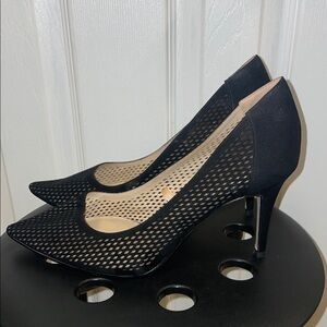 Jessica Simpson Perforated Heels Size 9.5.